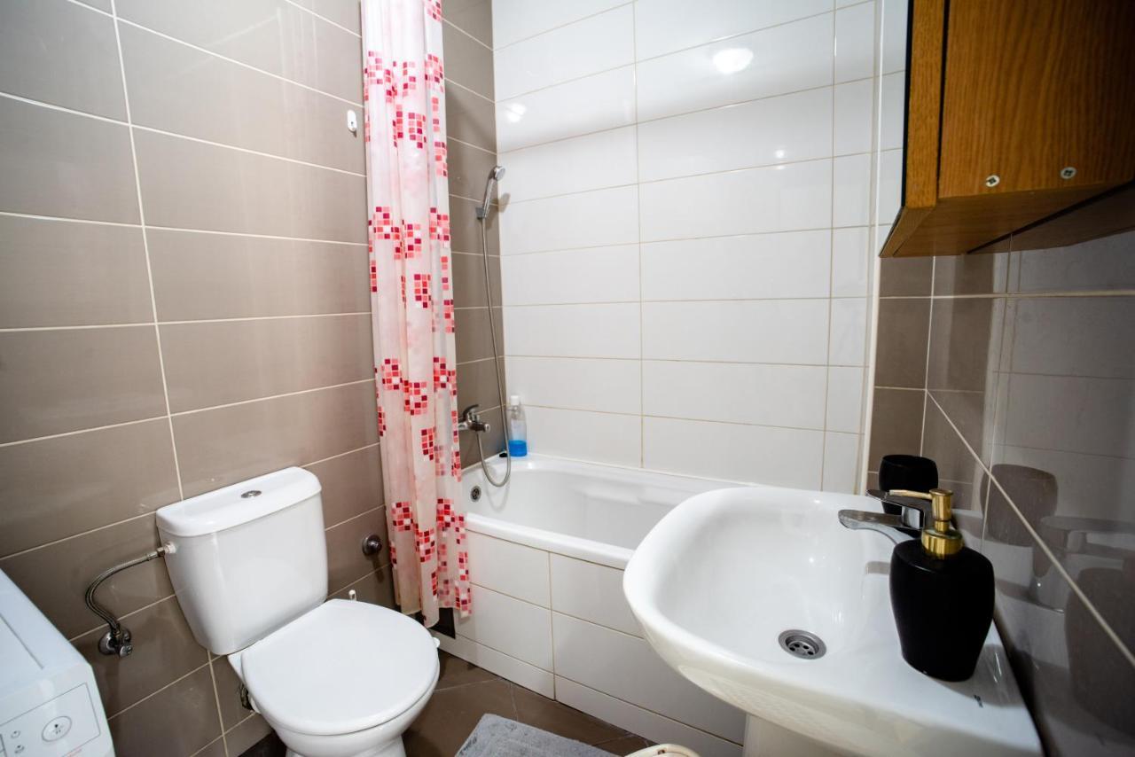 Apartman Black Star Apartamento Novi Sad Exterior foto
